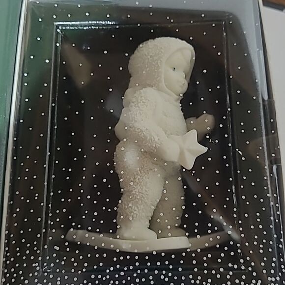 Snowbabies "A Special Delivery" Figurine - Picture 3 of 5
